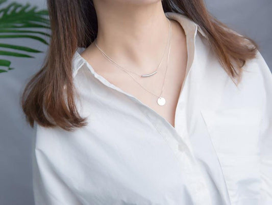 Collier Ras-du-Cou à Pendentif Pièces – Style Vintage Minimaliste pour Femme